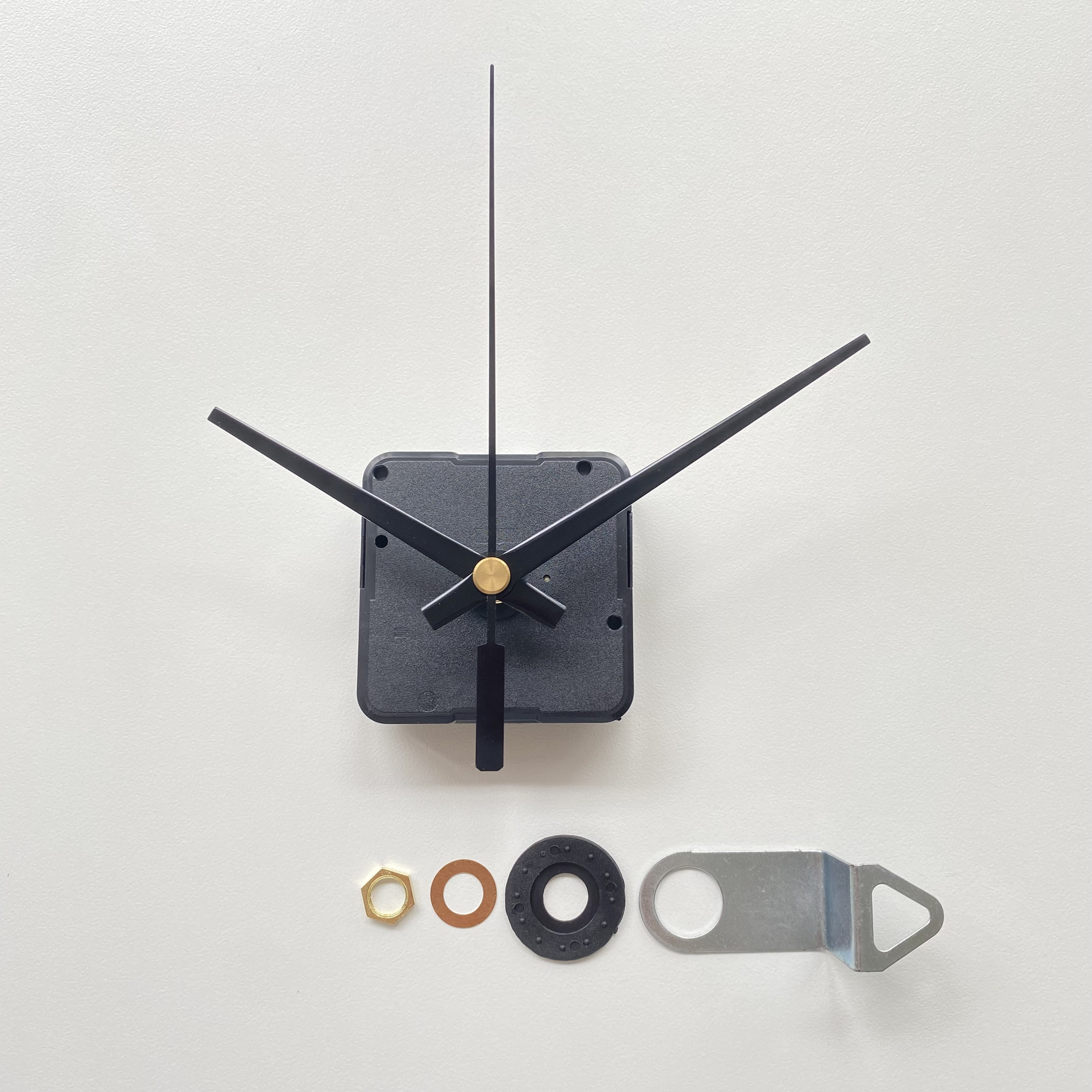 Orologio da parete reversibile antiorario meccanismo dell'orologio al quarzo con batteria a salto dell'albero da 12MM con lancette orologio da parete fai da te