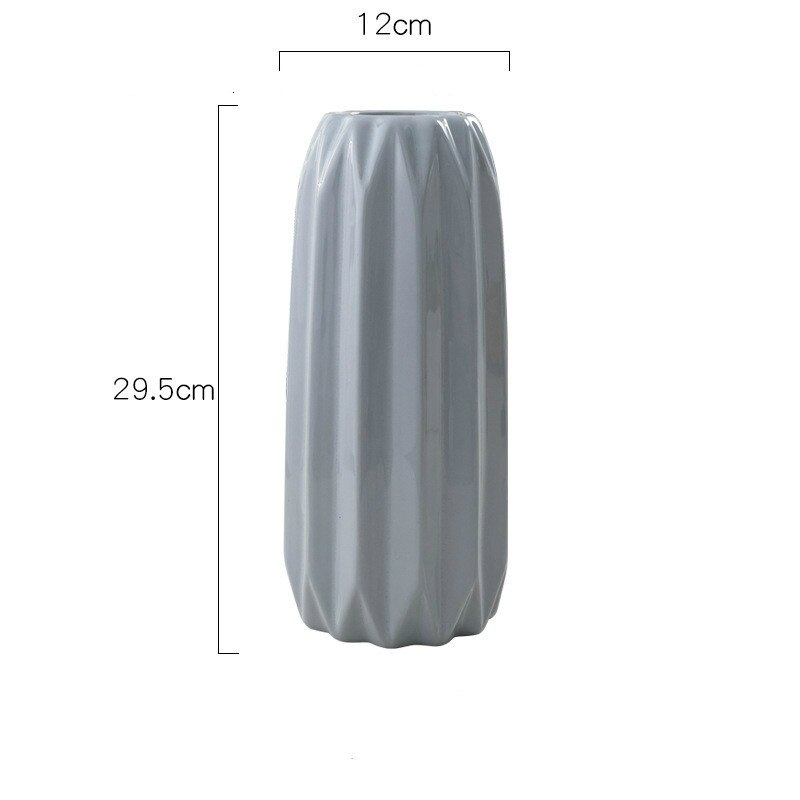 Moderne enkel origami keramikkvase farget pulver grå blå gul hvit store, mellomstore og små blomsteroppsatser: Klar