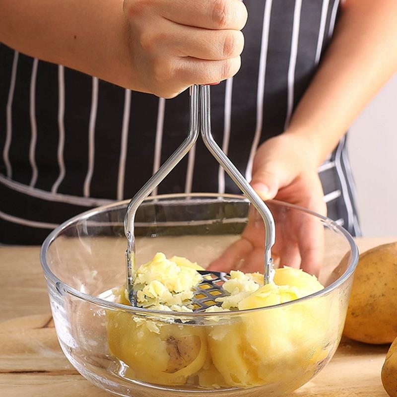 Machacador de patatas de acero inoxidable, machacador de comida de Metal, machacador Manual de patatas, machacado suave con agujero colgante, herramientas de prensa de barro y patatas
