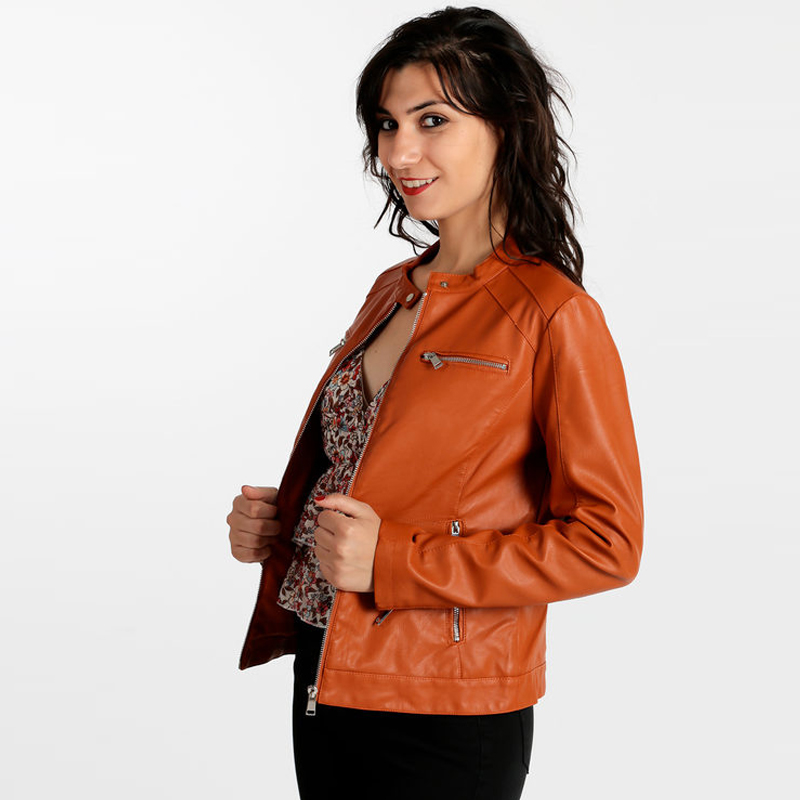 Solada Jas faux leer met riem op hals Grandado