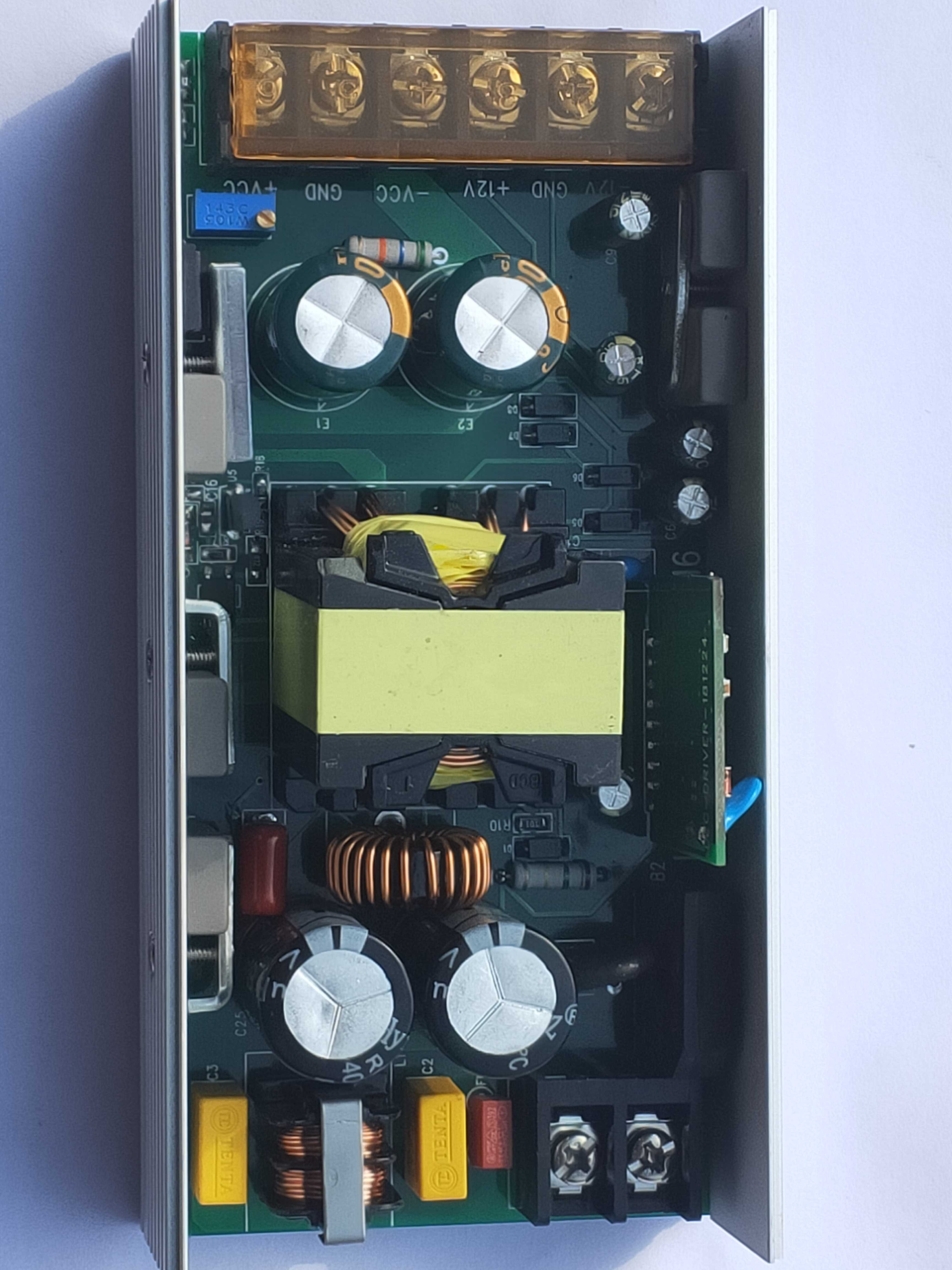 Wysokowydajny wzmacniacz mocy LLC zasilacz impulsowy audio 600W dostrajanie plus-minus36-50V pierścień wymiana krowy