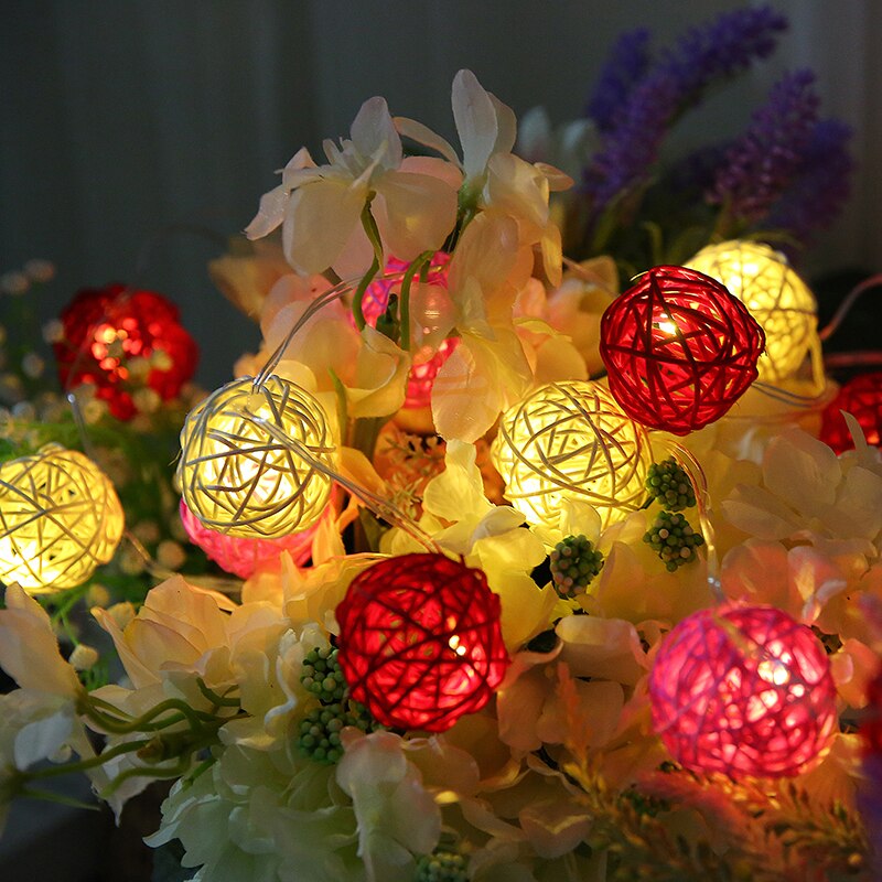 Guirlande lumineuse boule de rotin à 28led, 220V, 5M, 4cm, pour rideau de mariage, décoration de noël, pour patio, maison: white and red