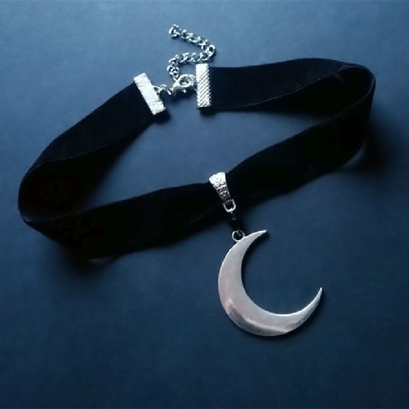 Halbmond Mond Halsband Dicken Schwarzen Samt Mit Schmuck große Charme gotisch Witchy Punk Kreative Anhänger Neue: Antikes Silber überzogen