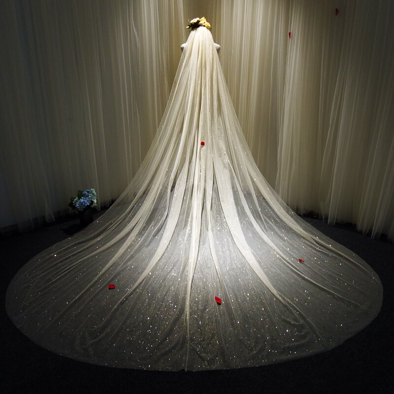 Sparkly Bling Bling Bridal Wedding Veils White Ivory Champagne Gold Long Cathedral Fireworks Sequined Veil With Comb 3X3.5Meters: Champagne