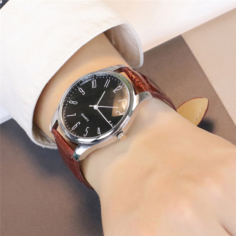 Mens Simple Business Leather Quartz Wrist Watch