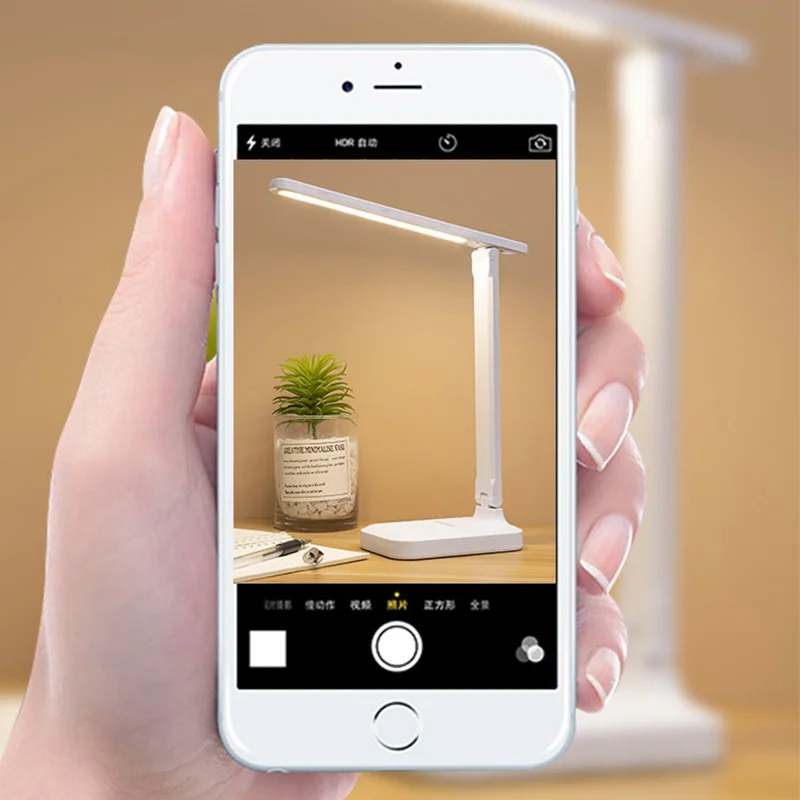 Lampada da tavolo a LED da 6000 mAh Lampada da scrivania dimmerabile continua a 3 colori ricaricabile tramite USB Lampada da lettura notturna pieghevole per protezione degli occhi
