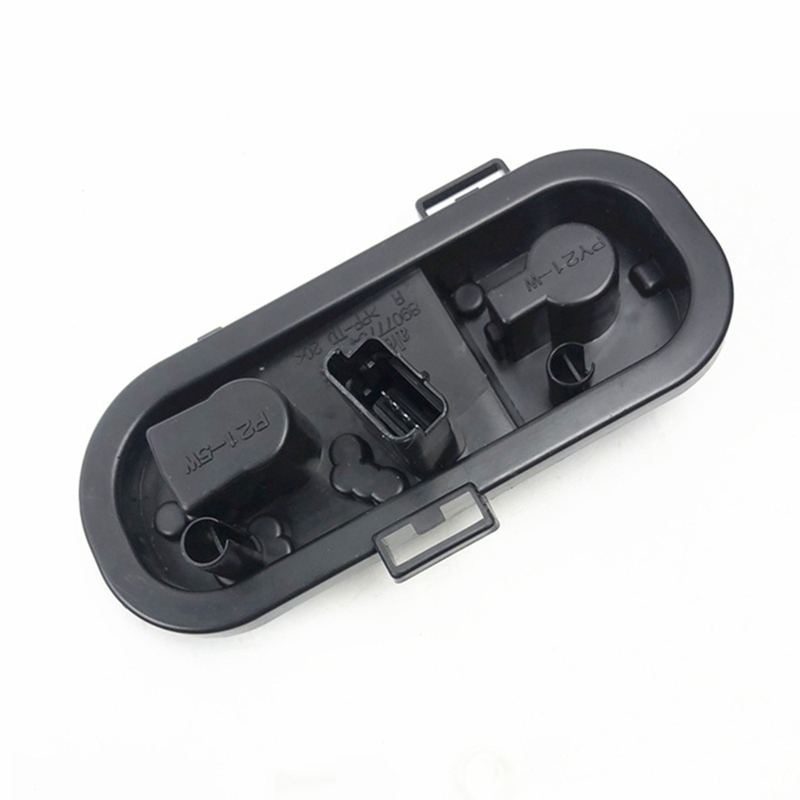 For Nissan Qashqai Rear Tail Light Bulb Holder Tail Light Brake Light Stop Lamp Bulb Hole Bulb Socket