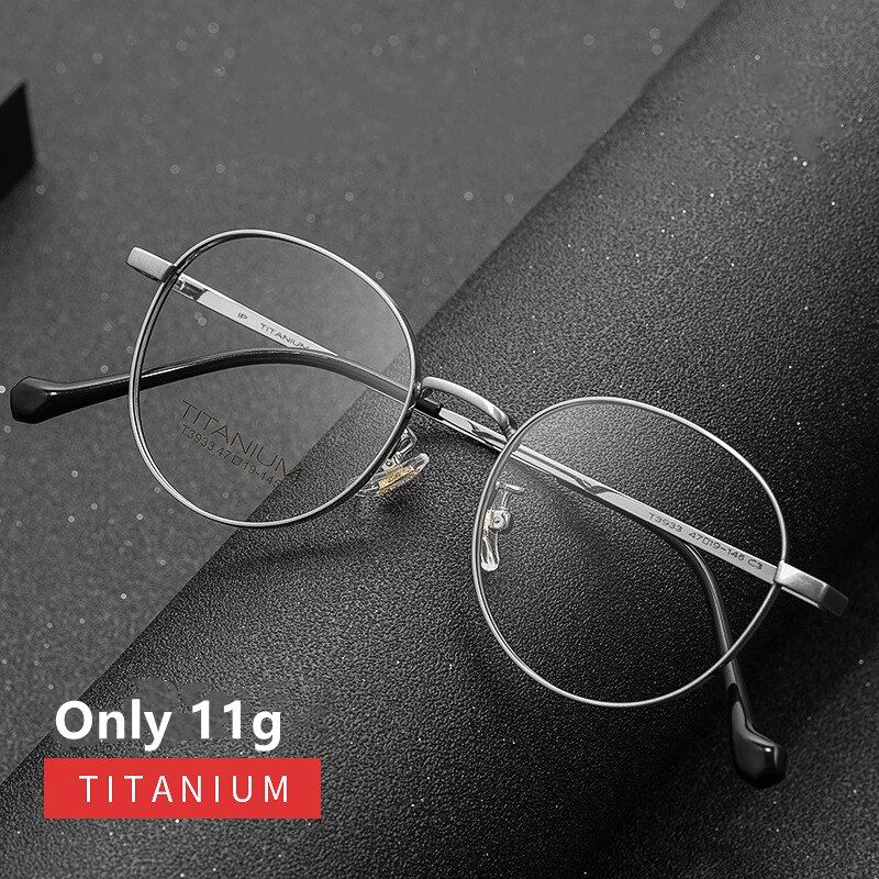 Gafas de marco completo de titanio para hombre y mujer, lentes ópticas ultraligeras y redondas, de cara ancha, para miopía, T3933