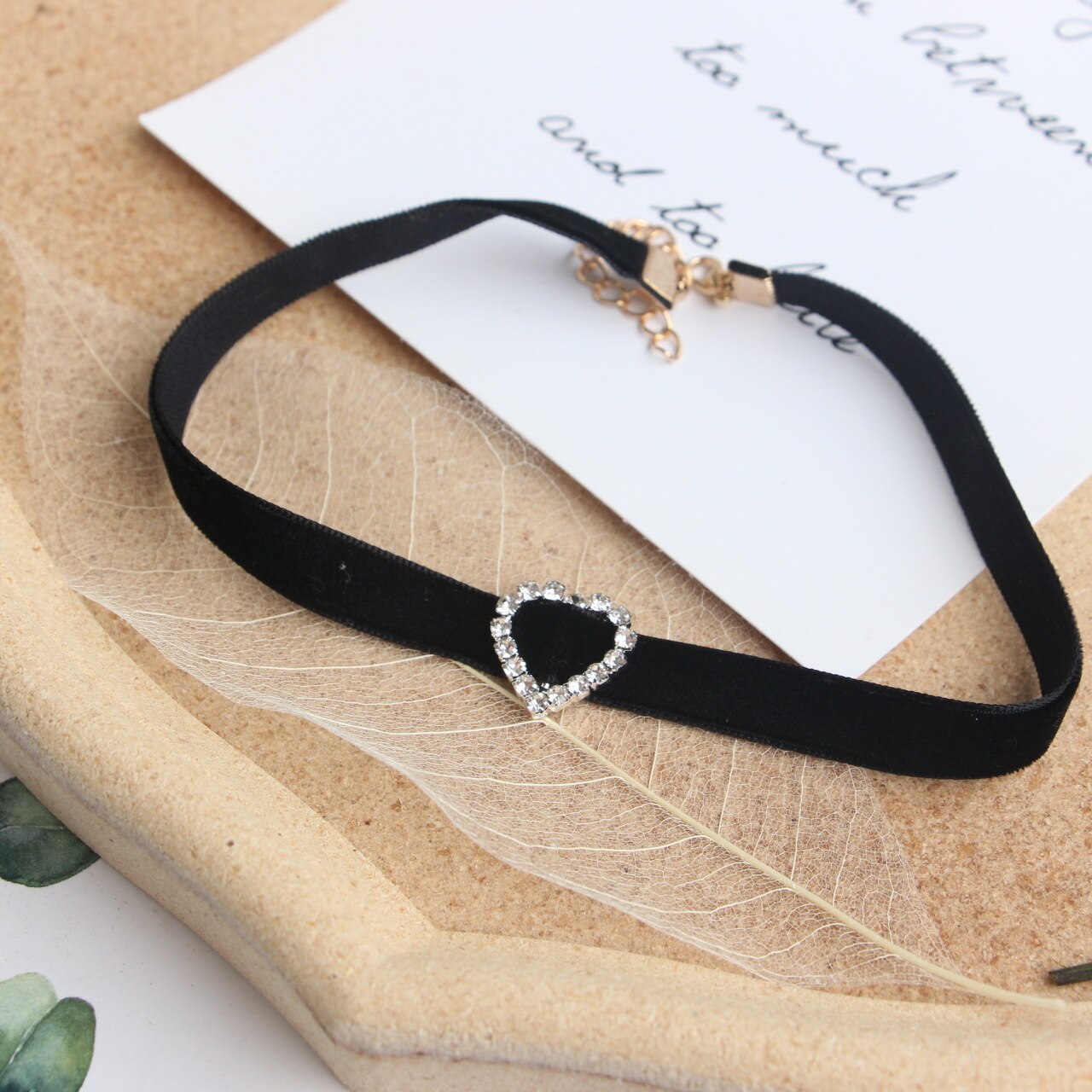 Speelse Leuke Meisje Eenvoudige Korte Kant Sleutelbeen Keten Vrouwen Mode Fijne Zwarte Doek Stof Liefde Ster Choker Ketting Accessoires: xl-1041