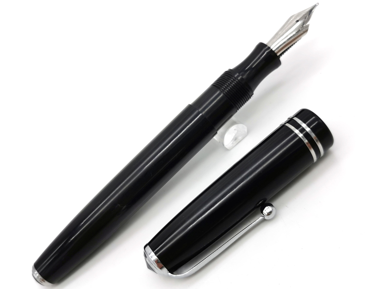 Golden star 28 klassischer füllfederhalter im alten stil, vintage-sammlerstück