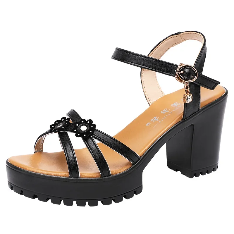 8 cm kleine maat 32-43 elegante bloemen zachte lederen schoenen platform sandalen zomer 2024 blok hoge hakken sandalen voor kantoormodel