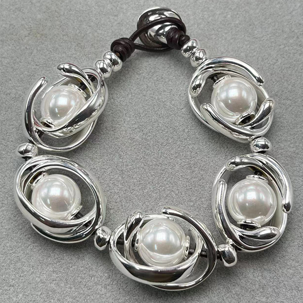 De best verkochte bedelarmband van in Europa in 2025, geschikt voor damessieraden: Donkergroen