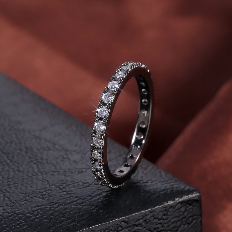 Huitan Simple Stylish Loop Ring Micro Paved Dazzling CZ Stone Wedding Women Ring Birthday Daily Wear Versatile Classic Ring