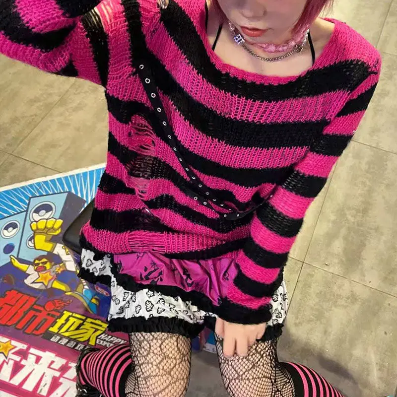 Suéteres góticos de Lolita a rayas grises de talla grande para mujer, ropa de calle holgada de punto con agujeros rasgados Y2k ahuecada rota Emo Punk JK para chica: Gris oscuro