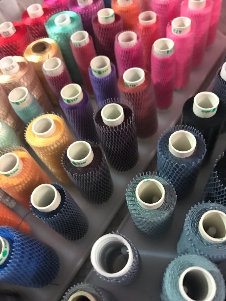 Simthread 50 pieces Embroidery Thread Net 12cm long Spool Socks Prevents Unwinding Perfect for Small / Large Cones