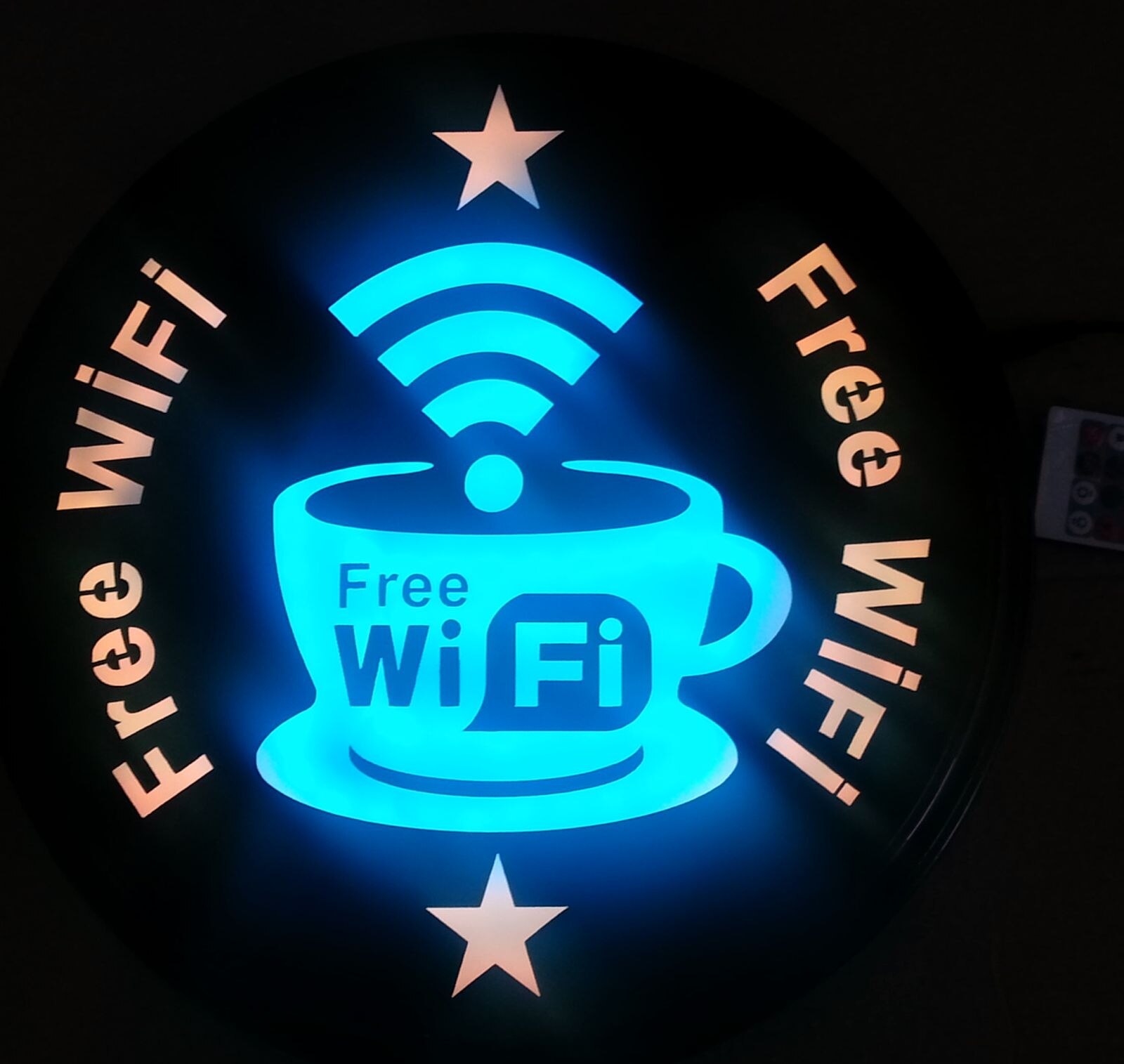 Led Signage WIFI INTERNET "OPERATED 16 COLOR" 38 X38cm