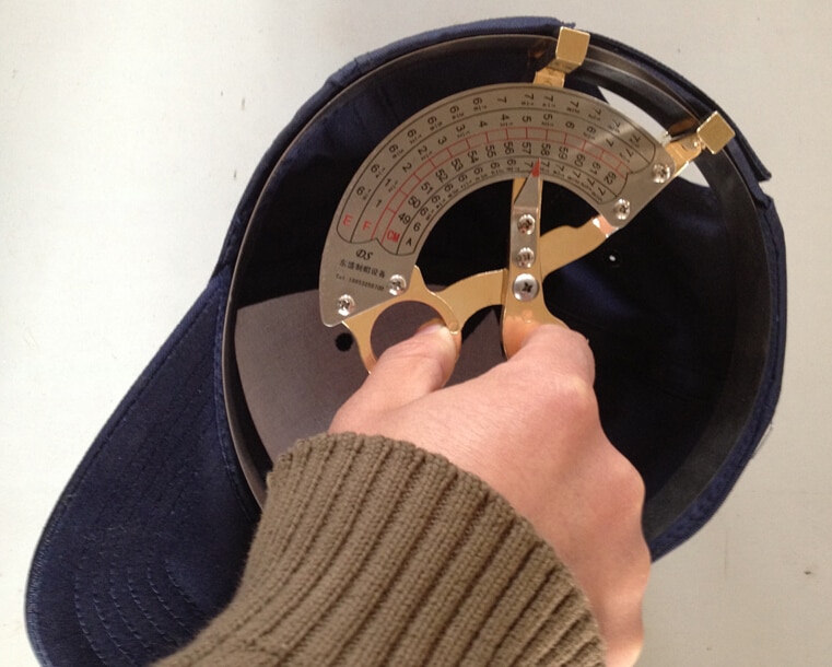3 størrelse 49cm-62cm ,42cm-52cm,55cm-68 cmm bronse saks stil kompass lokk hatt størrelse måleverktøy håndholdt mølleri sizer enkelt