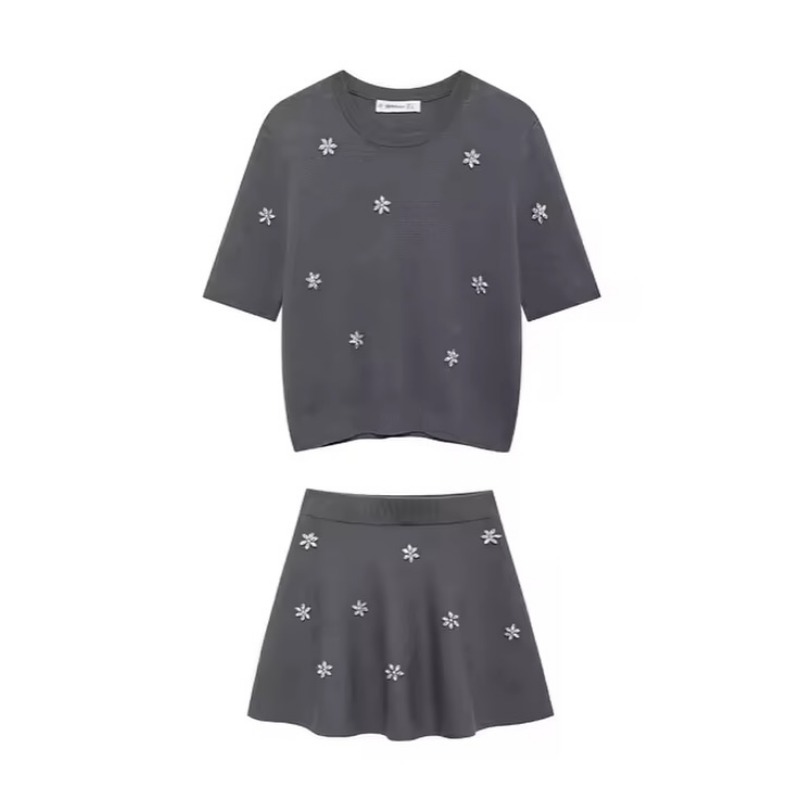 Stickade minikjolar med strass för kvinnor, 2 delar, kortärmad tröja med a-linjeformade kjolar, veckat set för kvinnor, outfit: S