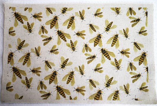 Handbedrukt decoratief schilderij van katoen en linnen, handbeschilderd matje voor notitieboekje, bij en libel: Bij