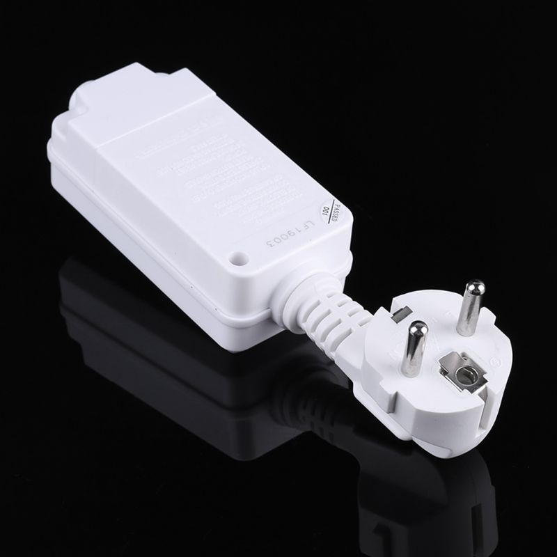 European Standard 16A 220-240V Household Leakage Protection Plug Multi-purpose Automatic Cut off Power Safety Socket