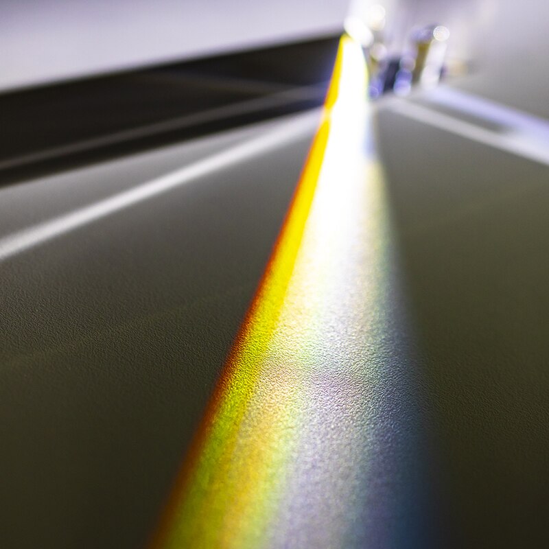 30*30*130 Triangular Prism Without Stand Crystal Fort Glass with Golden Screw Perforation Studio Shooting of Rainbow Glass