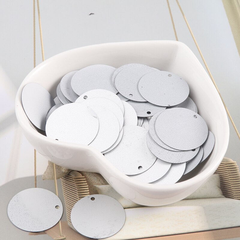 20Mm 70Pcs Kleurrijke Frosted Pailletten Met Gat Ronde Vorm Diy Pailetten Jurk Kleding Tas Schoenen Haar Decoratie: Silvery