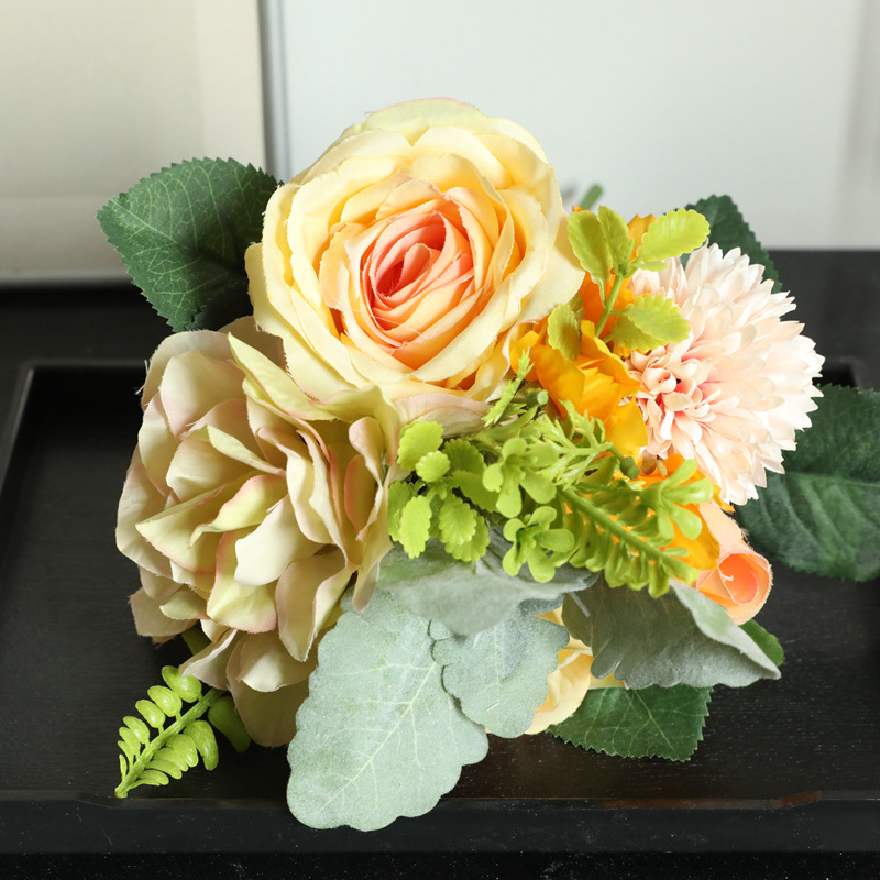 Kyunovia kunstige rosa blomster brudepikebukett gjør-det-selv bryllupsblomster silkehortensia bryllup dekorativ brudebukett  by32: Oransje