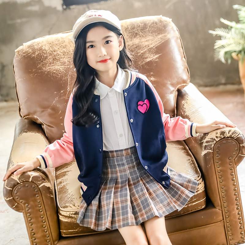spring and autumn thin jacket love pattern jacket little girl jacket Baseball Jacket casual jacket girl versatile j