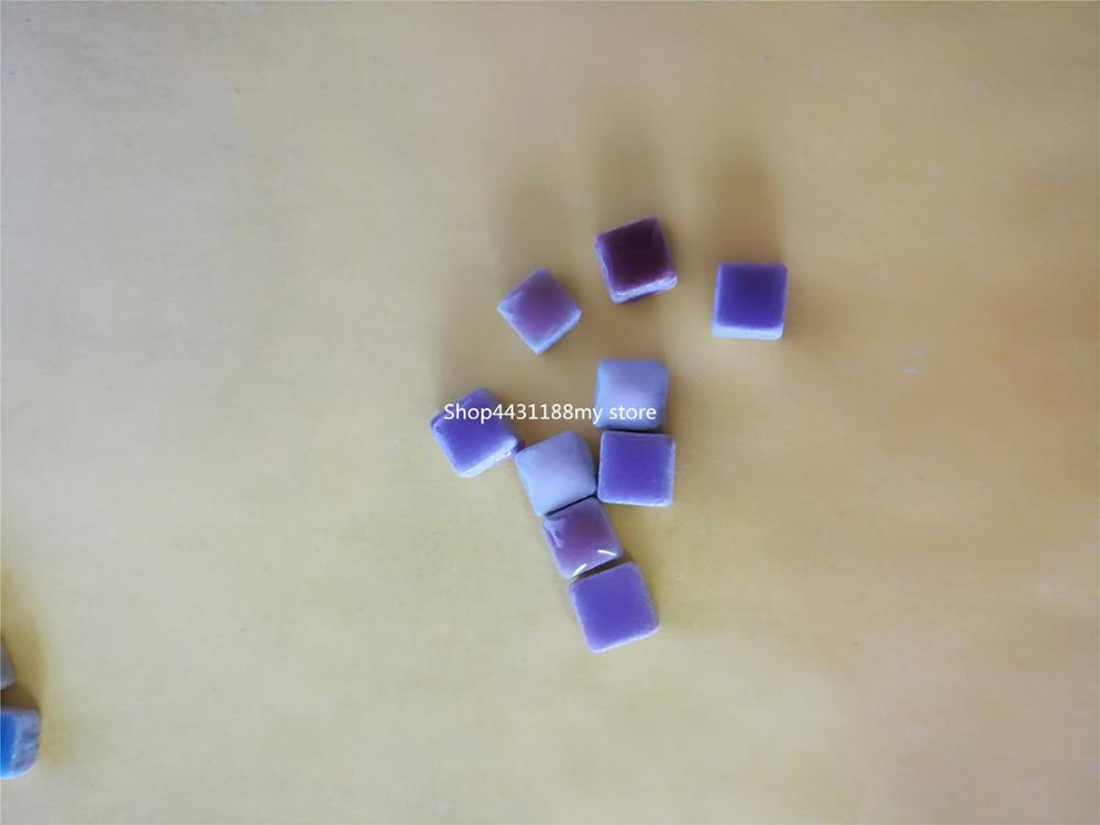 100g(560 stk) ultra mini fliser 5*5*3.5mm blandede farger keramiske mosaikkfliser til diy håndverk mosaikkmateriale: Farge 4