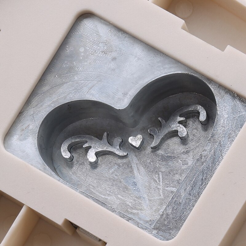 Handgemaakte perforator diy kinderspeelgoed grote vlinder 3d- vormige bordpons papiersnijder voor wenskaarten scrapbooking machine