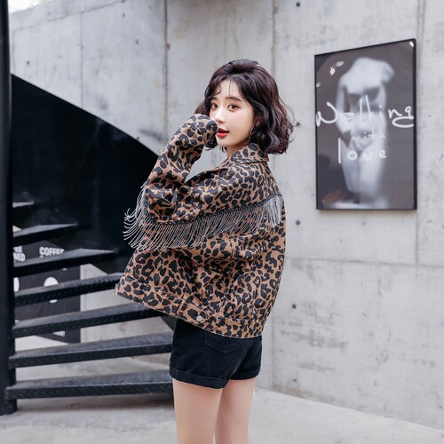 Fladdermus ärm rygg fransad jeansjacka kvinnlig vår och höst koreansk version lös bf wind leopard student kort jacka: M