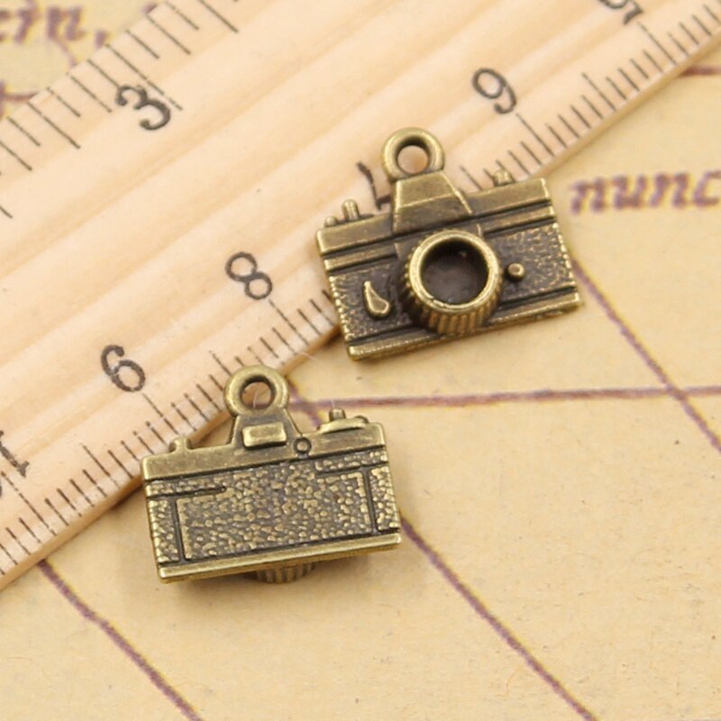 20pcs Charms Camera 15x14mm Tibetan Bronze Silver Color Pendants Antique Jewelry Making DIY Handmade Craft Pendant: Antique Bronze Plated