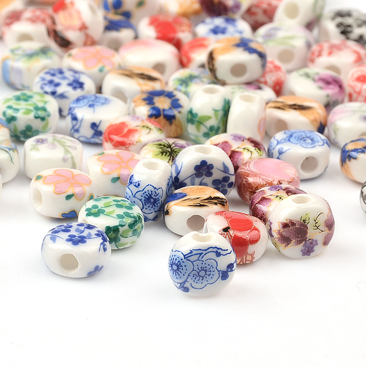 0.8cm 20 . tilfældig farveblanding blomstermønster oblate keramikperler gør-det-selv løse spacerperler porcelænsperler armbånd vedhæng: Default Title