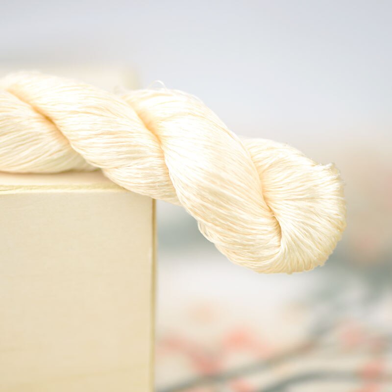 silk embroidery thread / 100% silk thread /hand embroidery embroider cross stitch/Reddish brown/12 gradient colors: 1