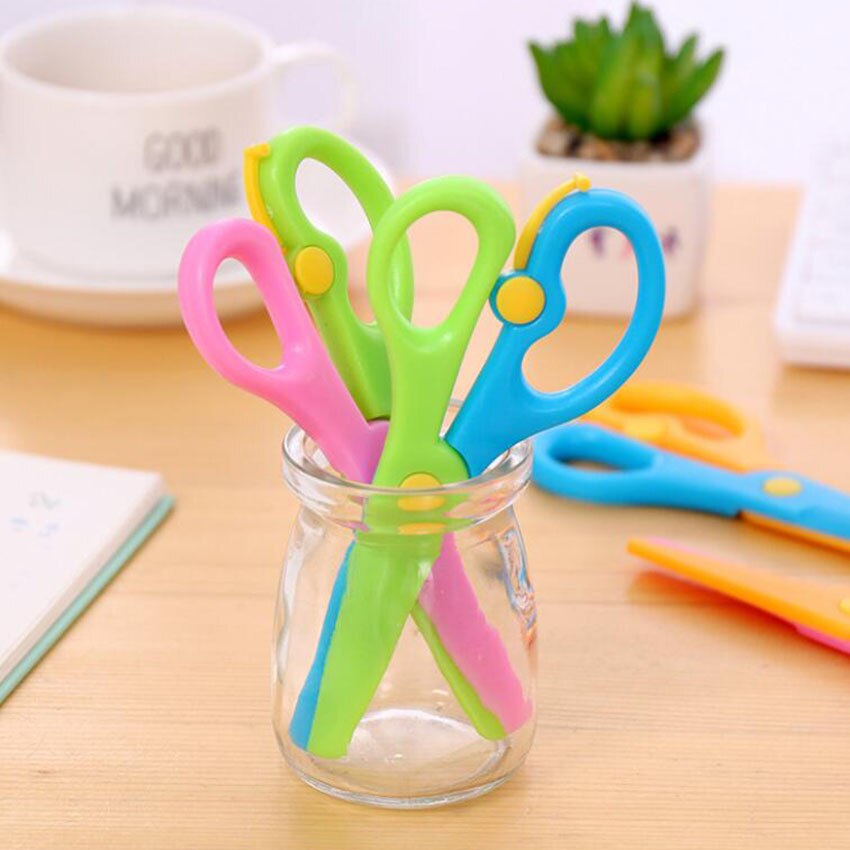 1pc plastbarn barn säkerhets sax dagis diy papper skärning mini konst sax kort foto mönster sax verktyg
