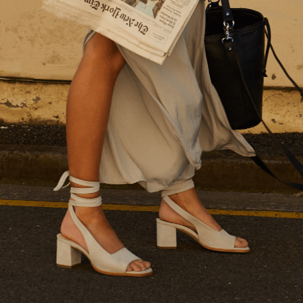 Wysokiej jakości 2019 moda kobiety sandały Strappy bandaż sznurowane Toe sandały płaski obcas wyciąć sandały buty z odkrytymi palcami Plus rozmiar: Beżowy / 8.5