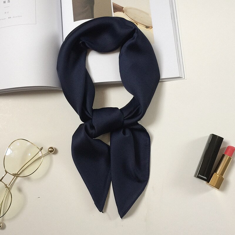 Dames zijden sjaal kleur groen bedrukt bandana dames vierkante sjaals zachte tassen sjaal: Marineblauw