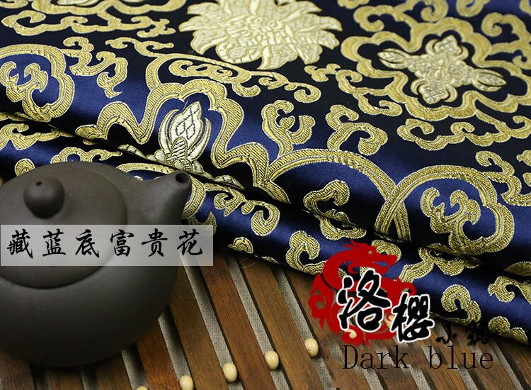 Costume chinois Han Tang | Kimono en soie, Damask, tissu broderie, fleurs riches, Style épais: Bleu marine