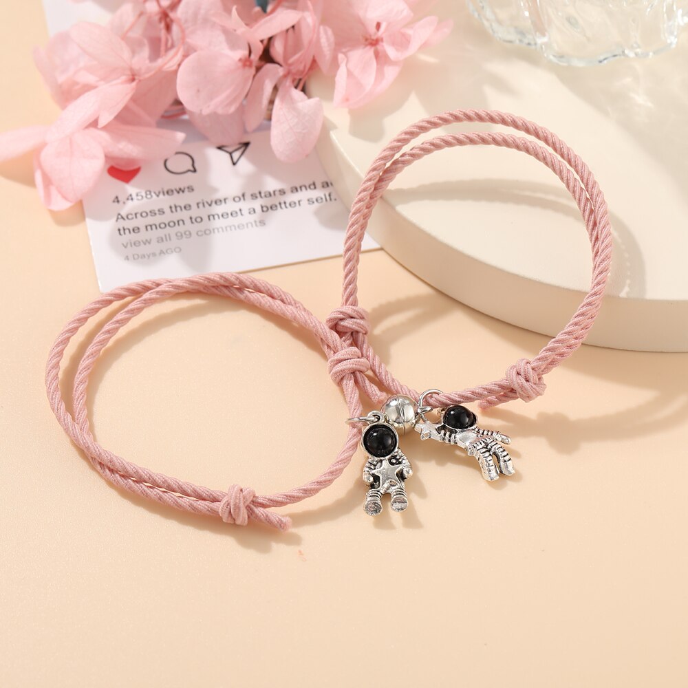 2PCS/Set Couple Bracelet Astronaut Star Magnet Ball Matching Bracelets Lover Heart Magnetic Bracelet Friendship Valentine Day: OV692003