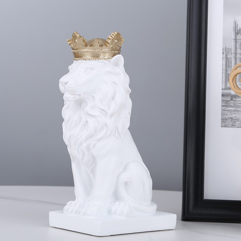 Modern Crown Lion Sculpture Nordic Resin Male Lion Statues Home Office Bar Decoration Art Abstract Animal Ornaments Decor: white