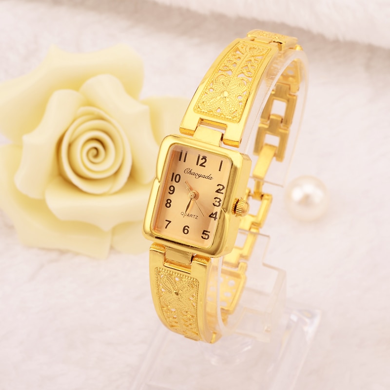 Goud/Zilver Vrouwen Vintage Luxe Horloges Quartz Mode Rechthoek Dial Horloge Gesneden Patroon Armband Casual Horloges