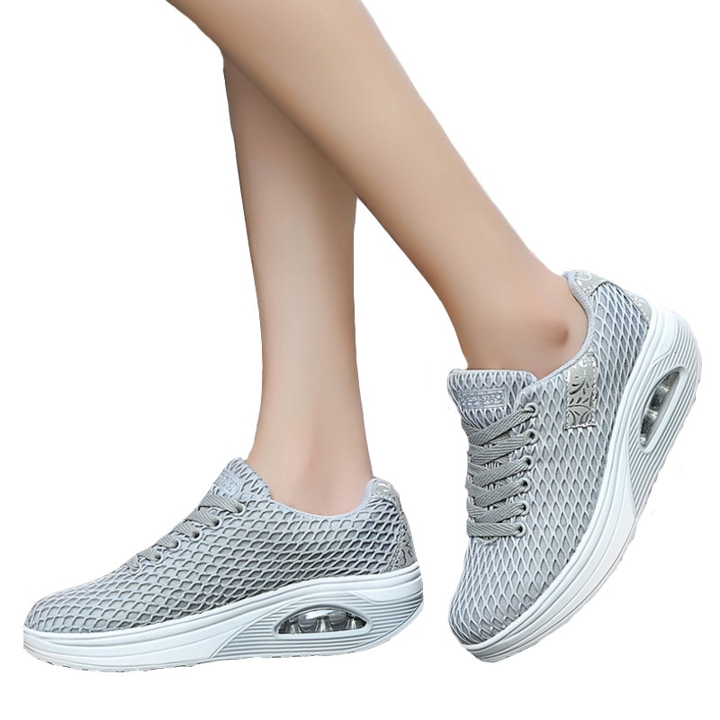 Vulcanisée Plate-Forme Chaussures À Semelles Compensées Air Maille À Lacets Femmes Baskets Printemps été Chaussures À Talons Hauts Femmes Chaussures Décontractées zapatos mujer