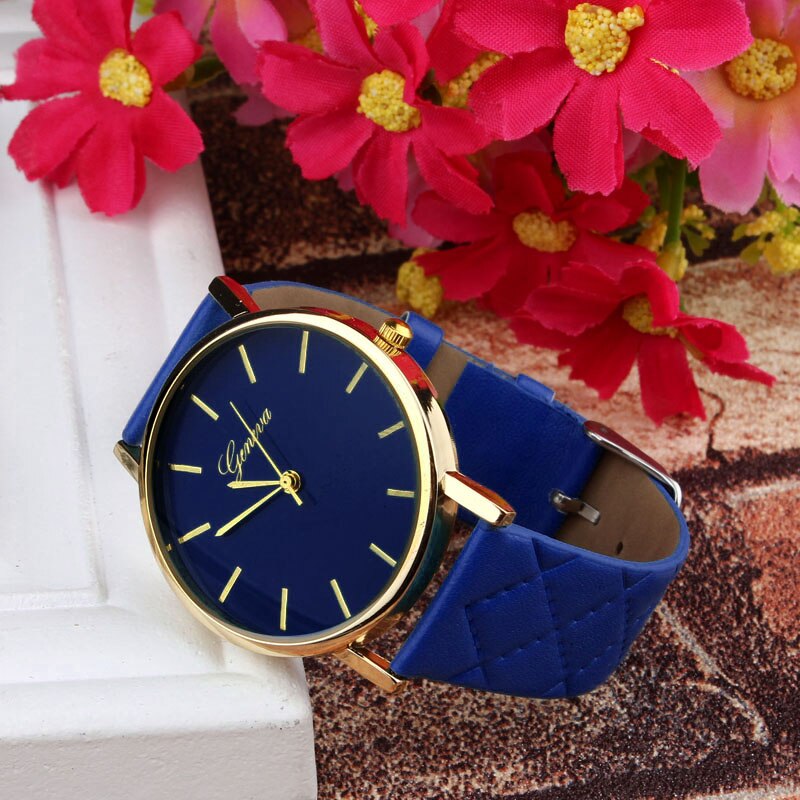 Dameshorloges topmerk casual leren band dameshorloge eenvoudige quartz polshorloges voor vrouwen damesklok reloj mujer: Blauwe kleur
