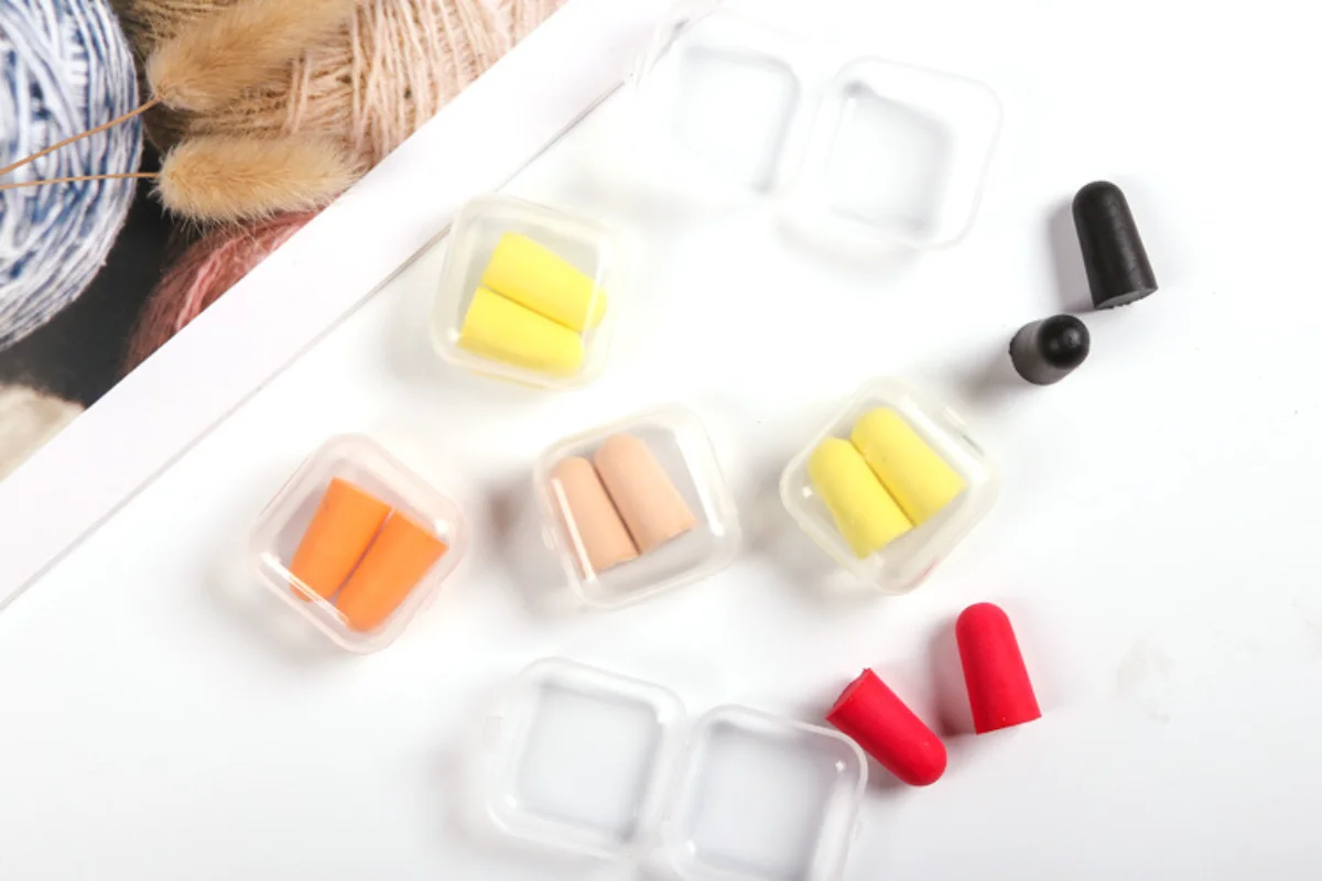 1PCS Oordopjes Ruisonderdrukking Slaap Anti Annuleren Muziek Geluidsisolatie Oordopje Bescherming Schuim Slapen Herbruikbare Oordoppen