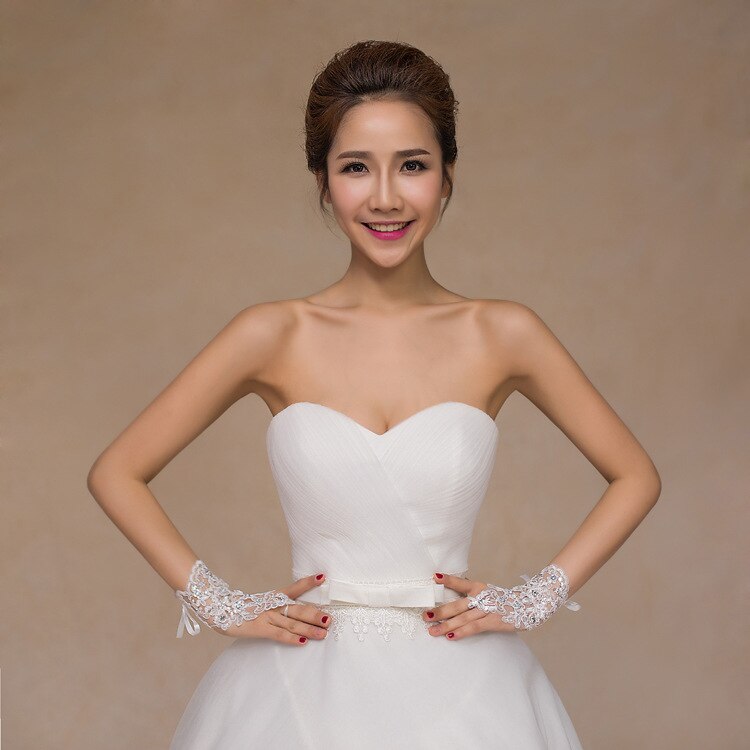 Mariée mariage gants blanc rouge courte dentelle mariage cérémonie cheongsam grillage robe performance gants