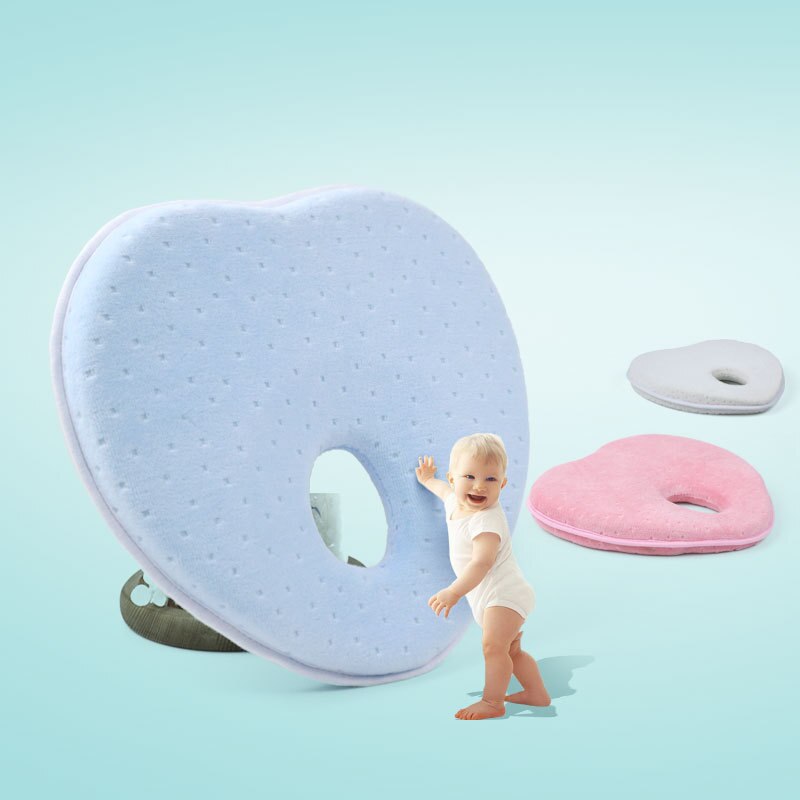 Gränsöverskridande spädbarns formkudde mot migrän 0-1-- åriga nyfödda kudde memory foam hjärta spädbarns formkudde anpassad