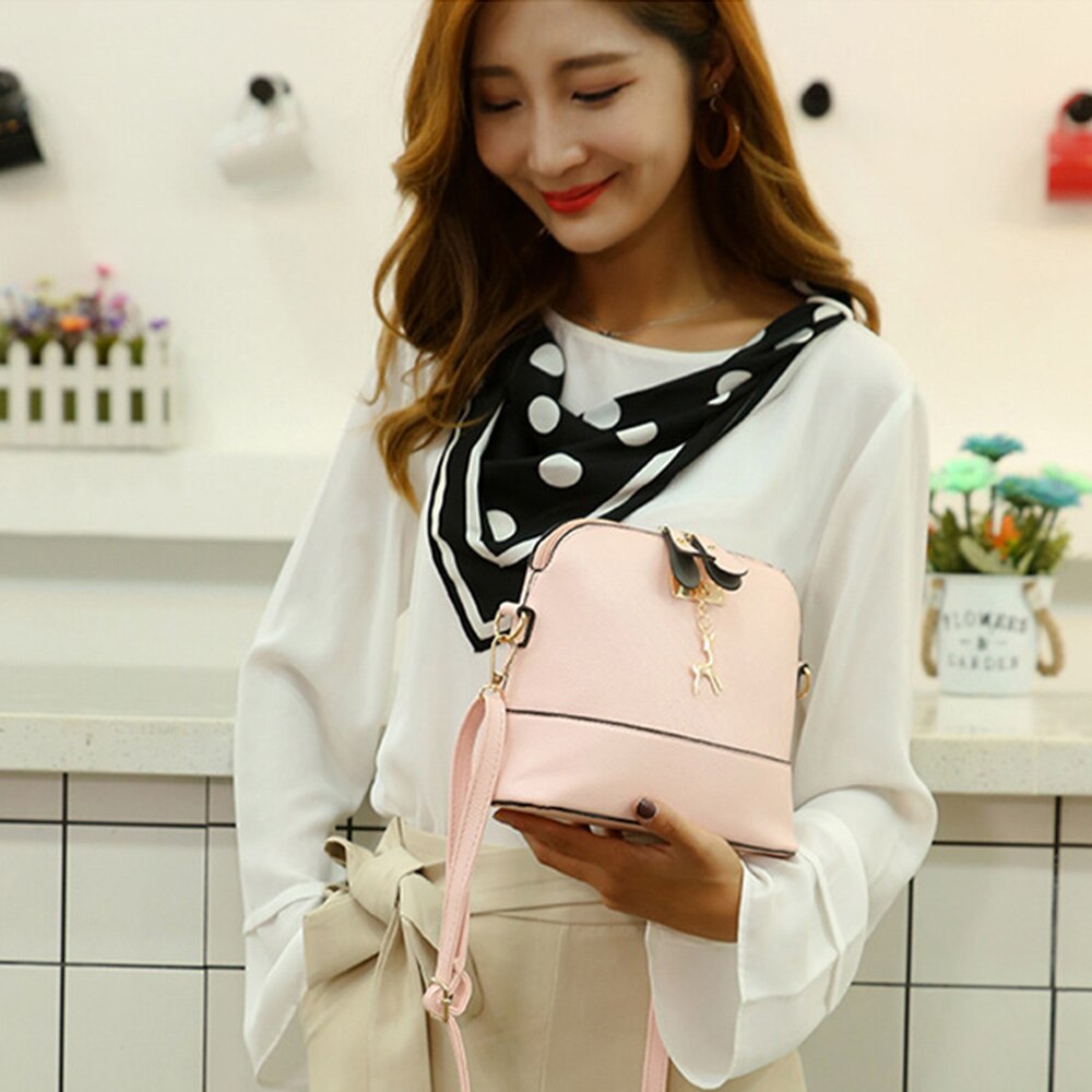 PU Leather Women Shoulder Bags Female Purse Deer Pendant Handbags Girl Mini Crossbody Bags Vintage Small Mini Flap Bolsos