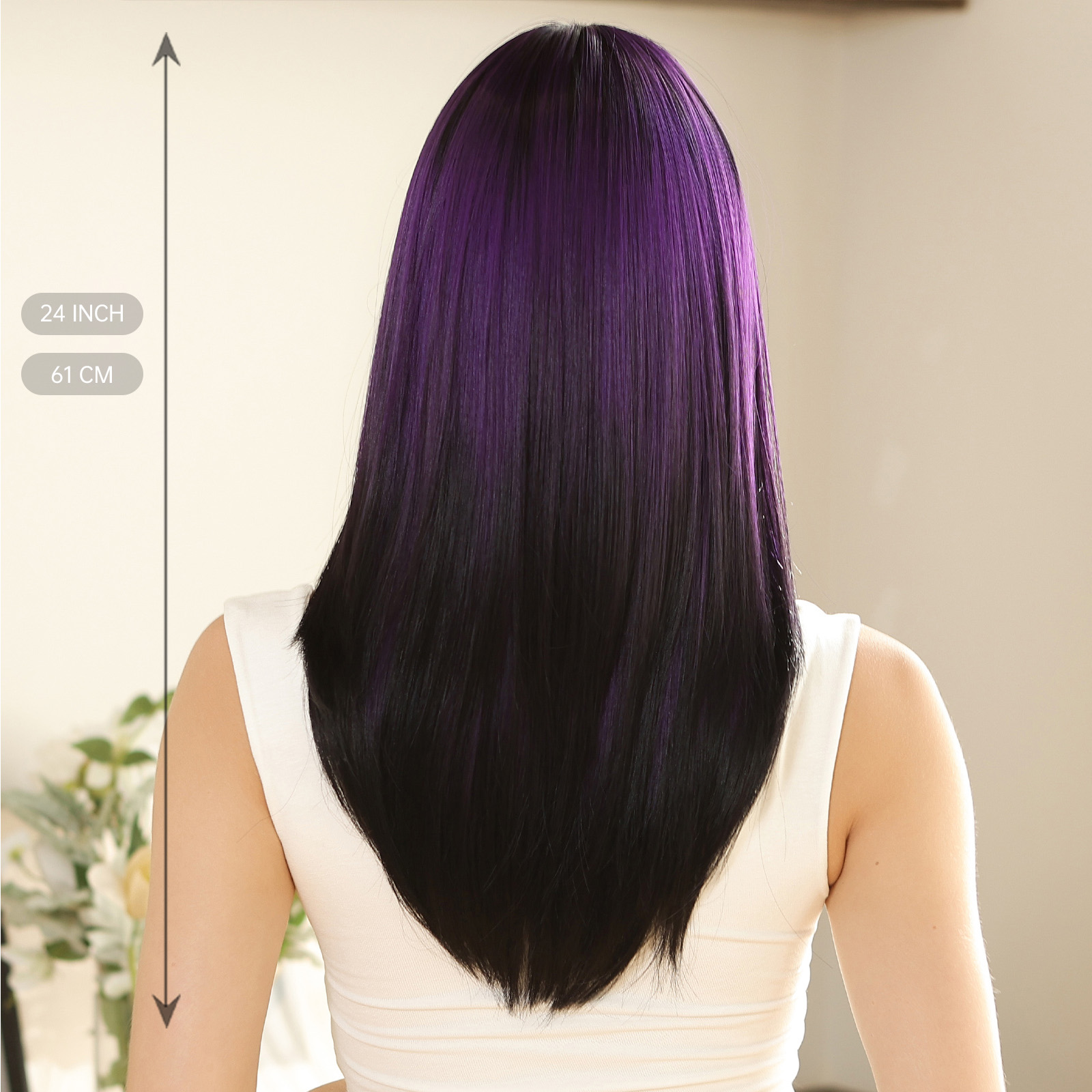 Gerade geschichtete synthetische Perücken Lila Schwarz Ombre Perücke mit Pony Mittellange farbige Cosplay-Perücke für Frauen Hitzebeständige Perücke