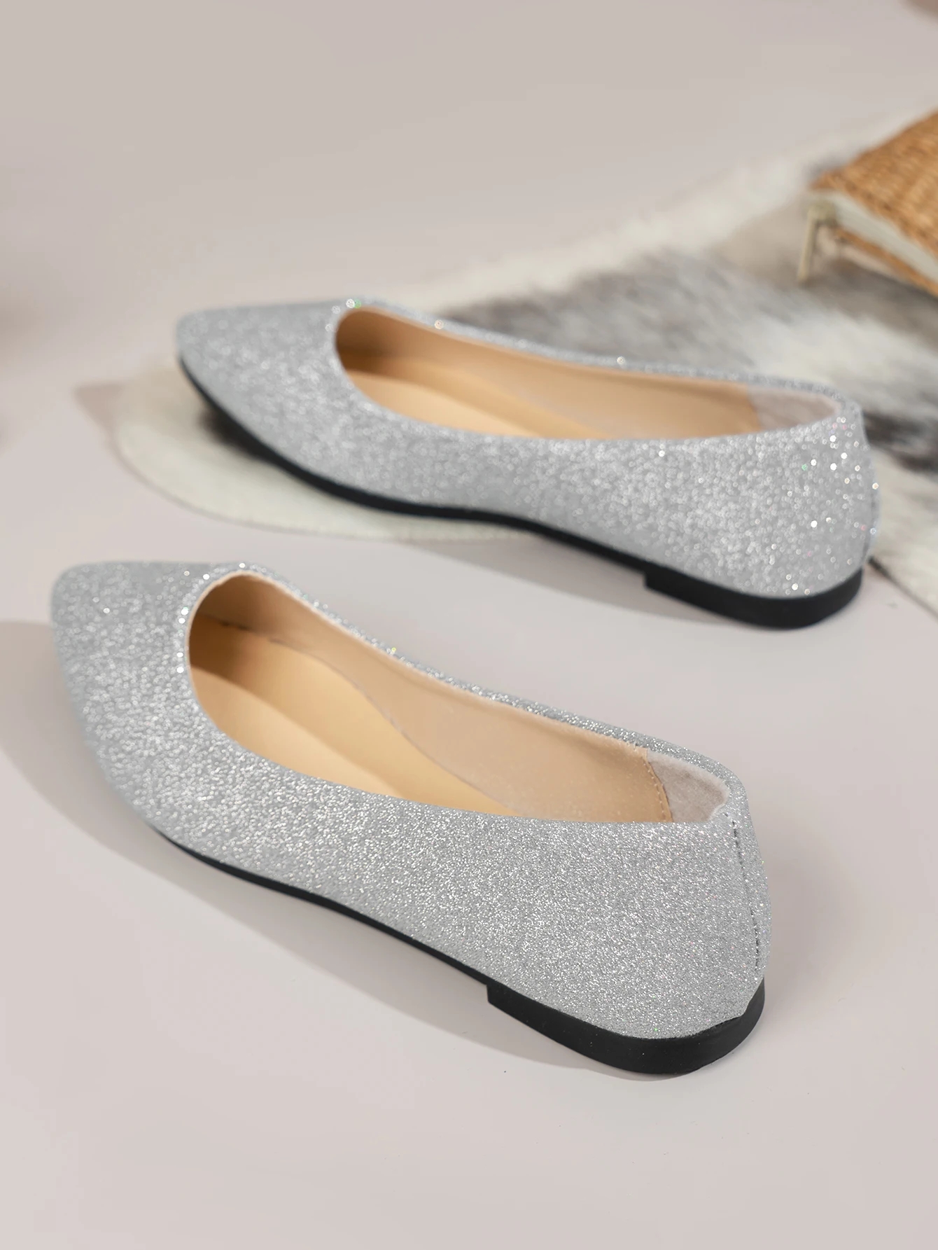 Nuovo arrivo 2024 donne punta a punta belle e moda scarpe estive Ballerina piatta comode scarpe Casual da donna