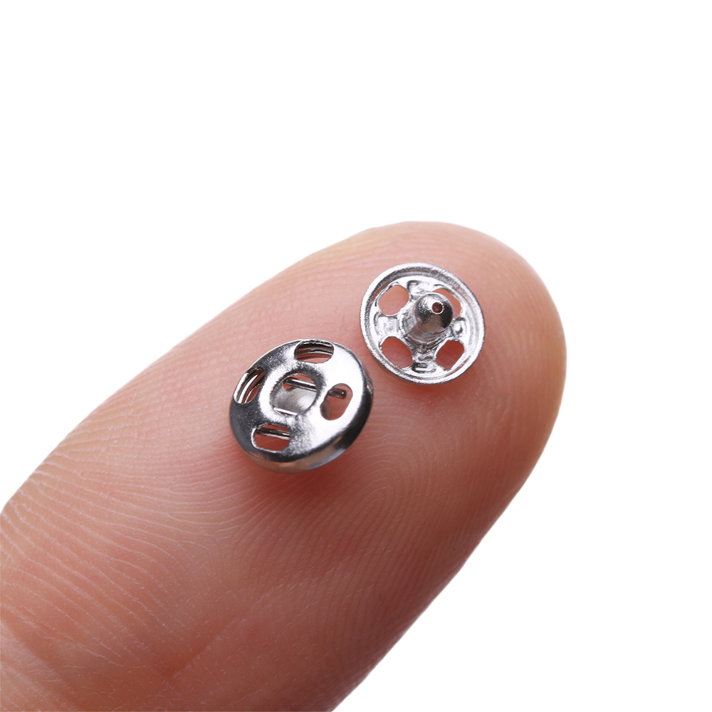 Mini botones para ropa de muñeca, hebilla de Metal redonda de 5mm, broche Invisible, ropa de muñeca de dibujos animados, costura DIY, accesorios hechos a mano, 10/24 Uds.
